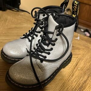 Doc Dr Martens shimmer  Side Zip Combat Boots Girls 8 US